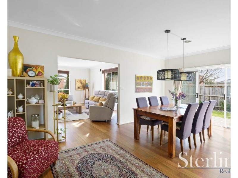 10 Ladybird Crescent, Point Cook VIC 3030