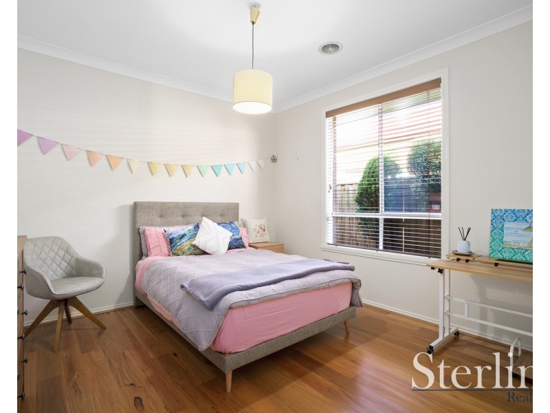 10 Ladybird Crescent, Point Cook VIC 3030