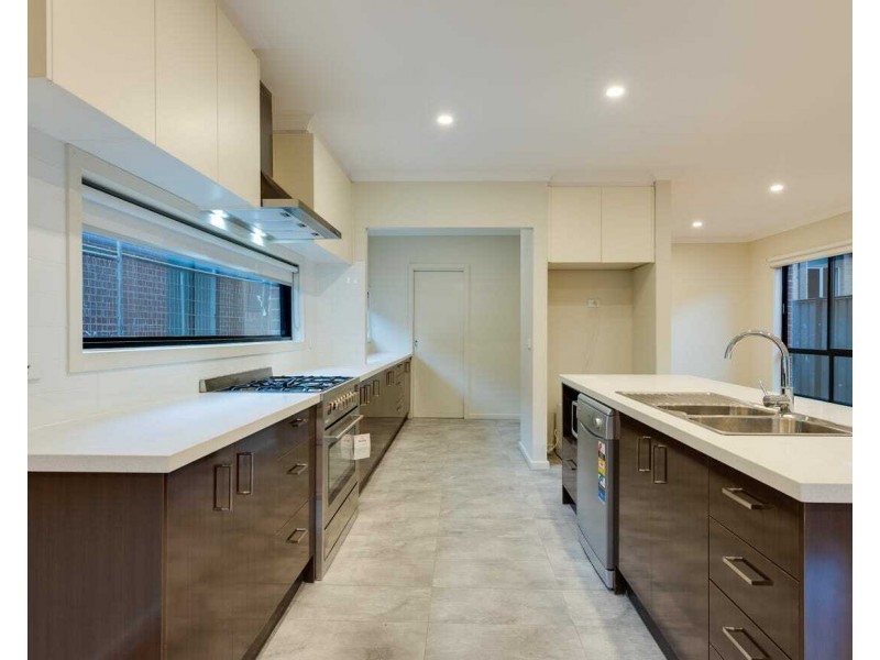 36 Sedgefield Ave, Truganina VIC 3029