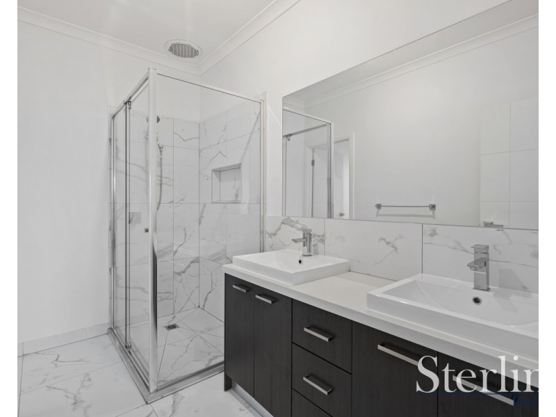 13 Magdala St, Werribee VIC 3030