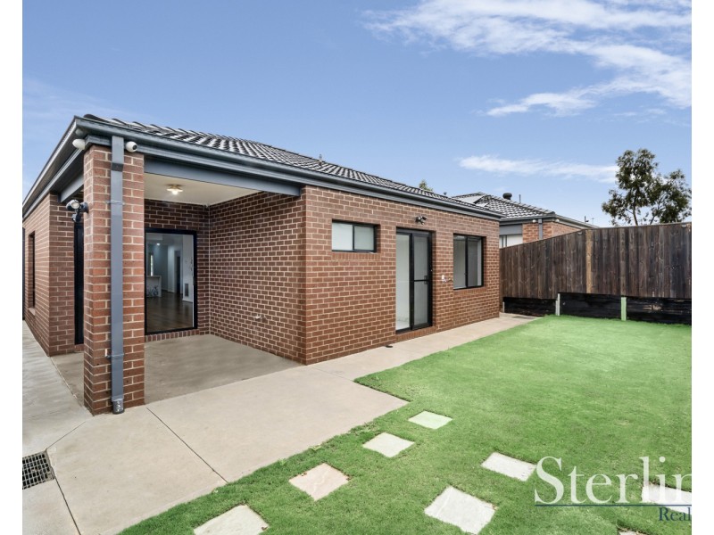 13 Magdala St, Werribee VIC 3030