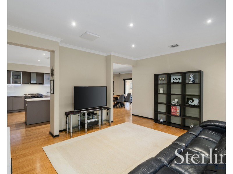 27 Times Square, Sanctuary Lakes VIC 3030