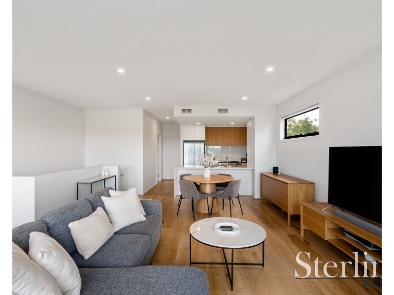 2 Helmsman Walk, Point Cook VIC 3030