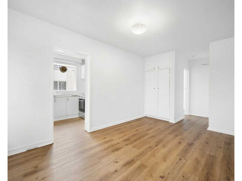 Unit 6/32 Aberdeen Rd, Prahran VIC 3181