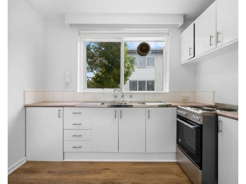 Unit 6/32 Aberdeen Rd, Prahran VIC 3181