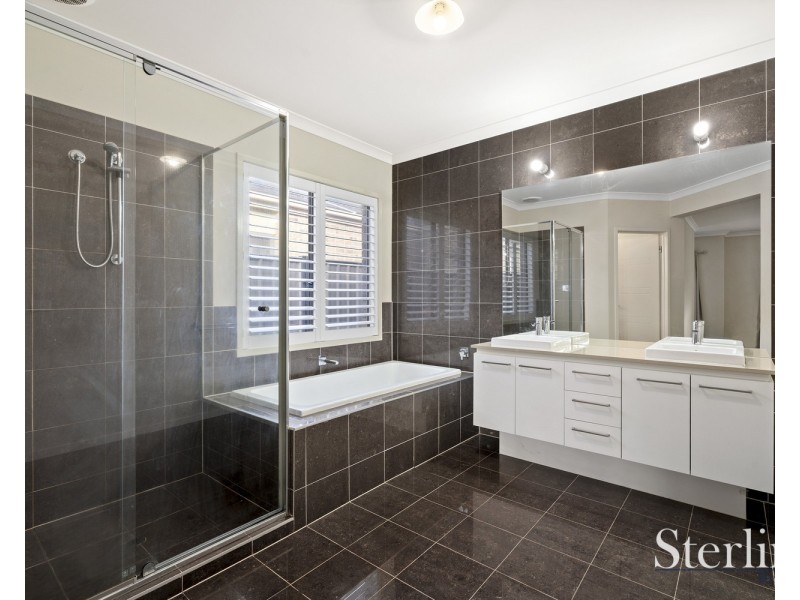 10 Tennant Street, Point Cook VIC 3030