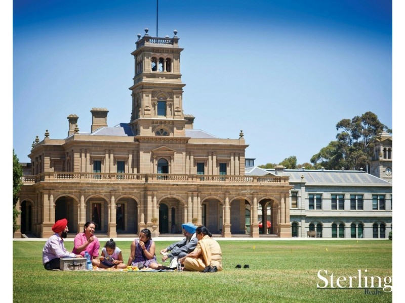 13 Finch Road, Werribee South VIC 3030