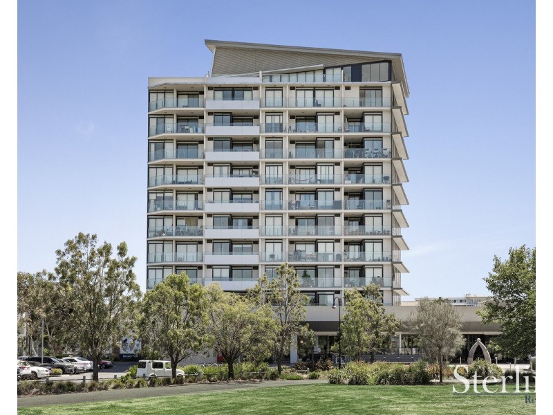 Unit 702/8 Breavington Way, Northcote VIC 3070