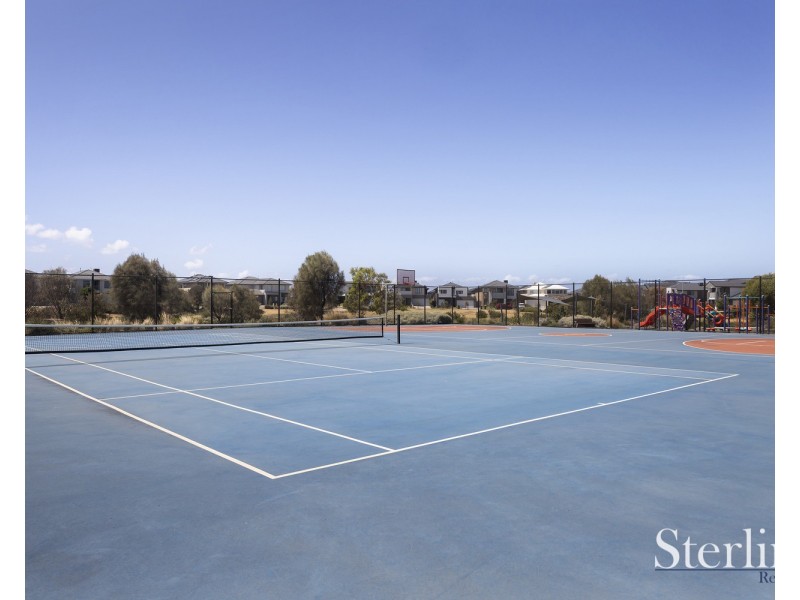 Unit 208/50 Catamaran Dr, Werribee South VIC 3030