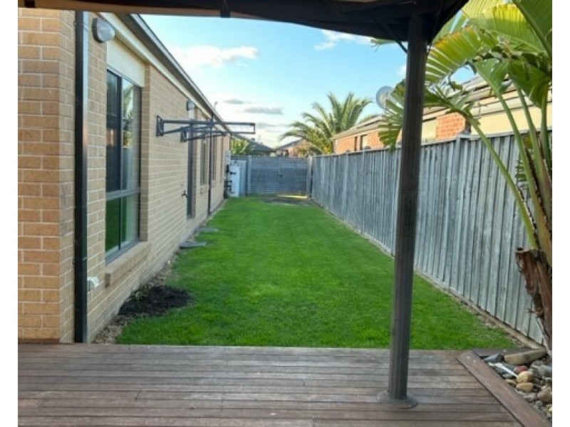 7 Darter Way, Williams Landing VIC 3027