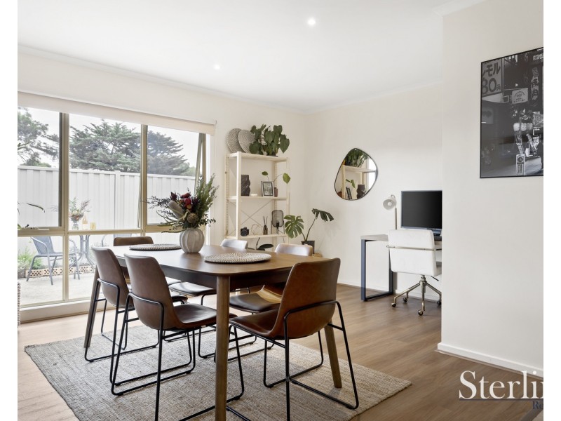 2/20 Centenary Crescent, Werribee VIC 3030