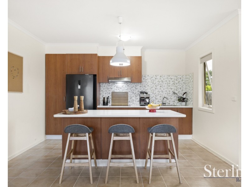 2/20 Centenary Crescent, Werribee VIC 3030