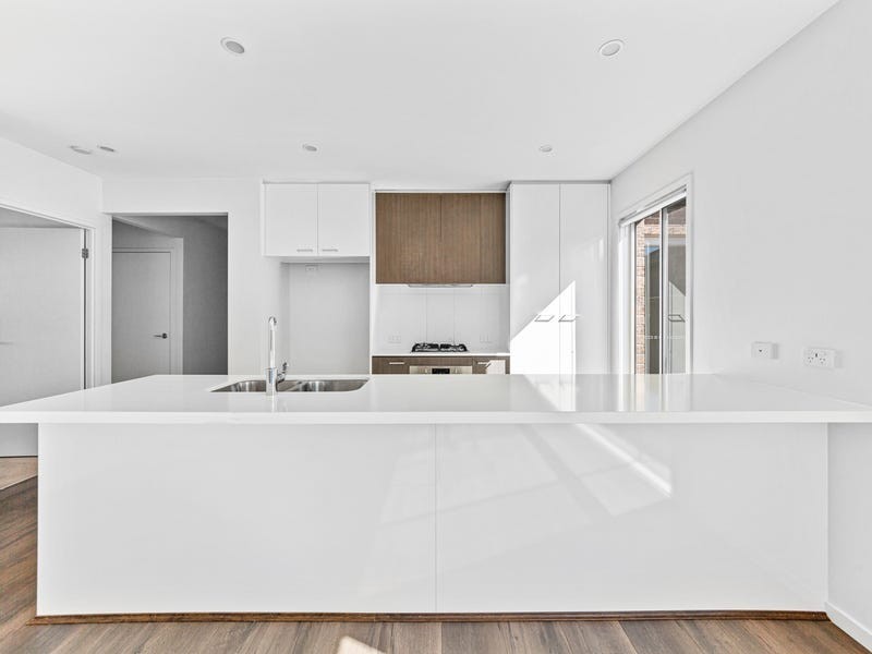 34 Lavinia Street, Greenvale VIC 3059