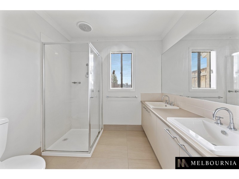 1A Kingsbridge Boulevard, Williams Landing VIC 3027