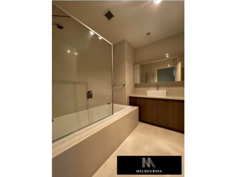 6/74 Keilor Road, Essendon North VIC 3041