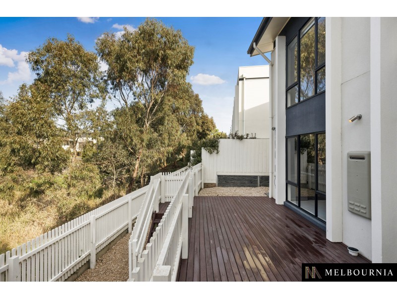 27 Greenwich Crescent, Bundoora VIC 3083