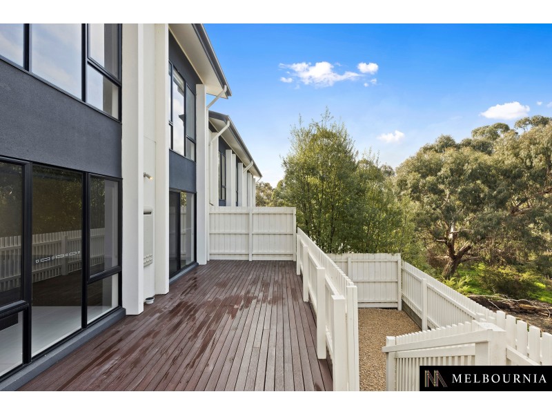 27 Greenwich Crescent, Bundoora VIC 3083