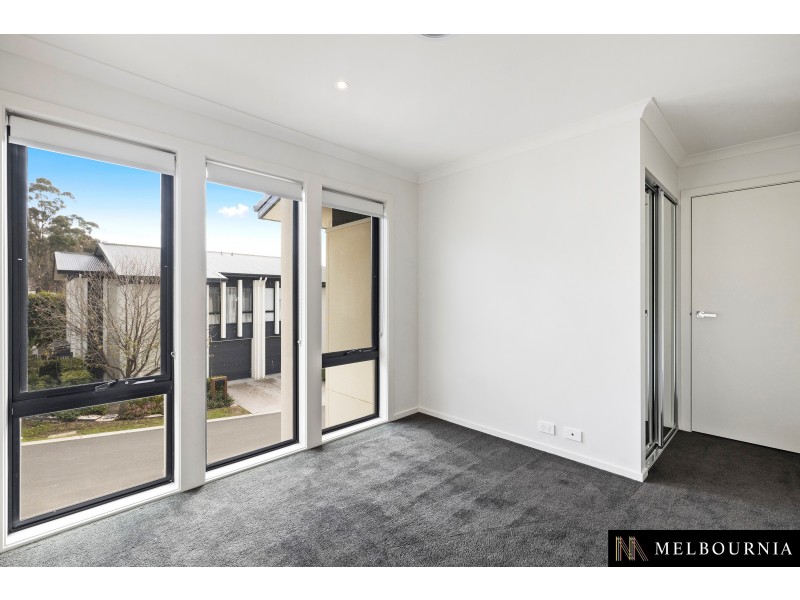 27 Greenwich Crescent, Bundoora VIC 3083