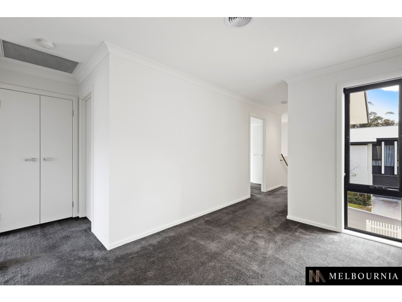 27 Greenwich Crescent, Bundoora VIC 3083