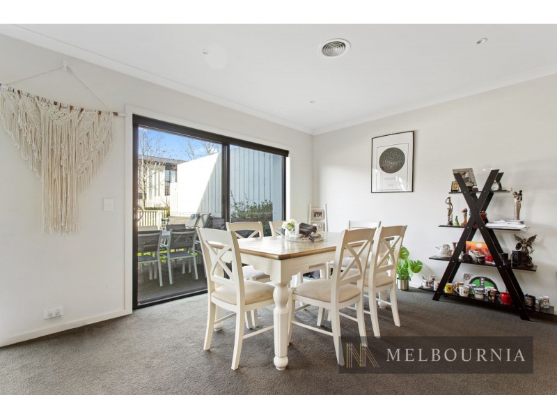 10 Edinburgh Circuit, Bundoora VIC 3083