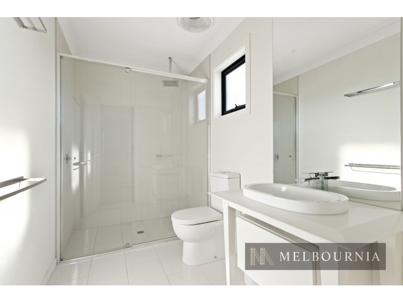 10 Edinburgh Circuit, Bundoora VIC 3083
