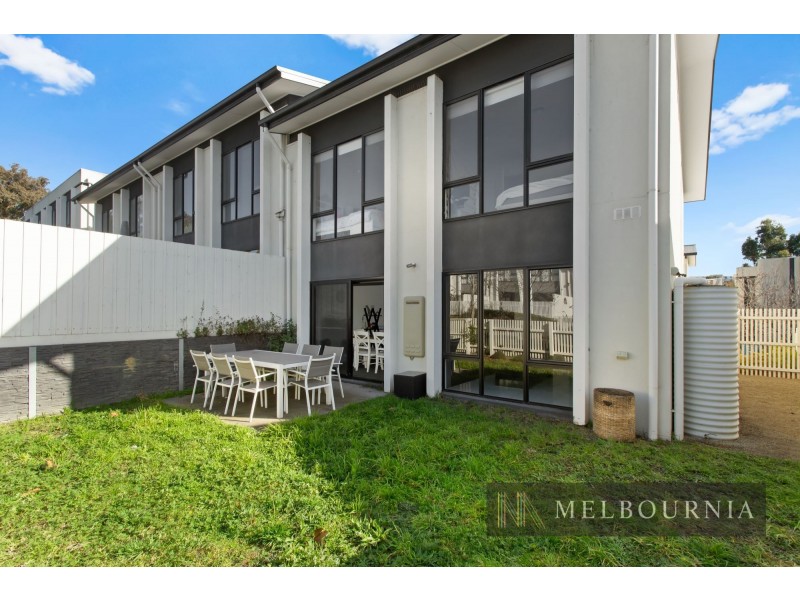 10 Edinburgh Circuit, Bundoora VIC 3083