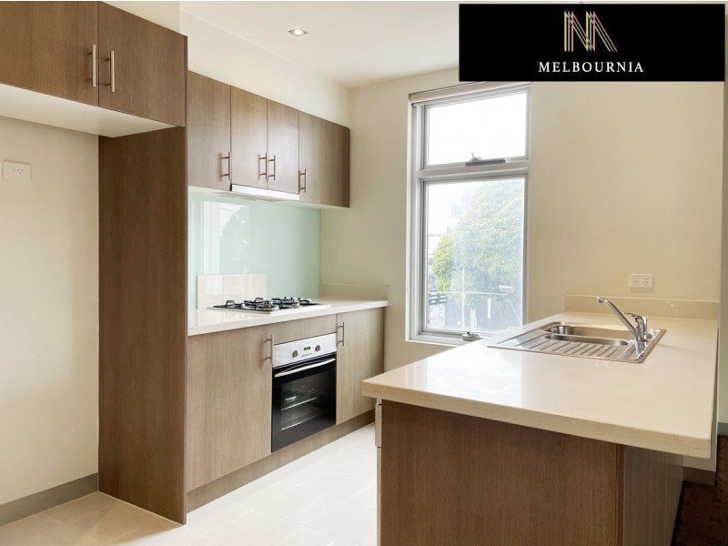 2/74 Keilor Rd, Essendon North VIC 3041