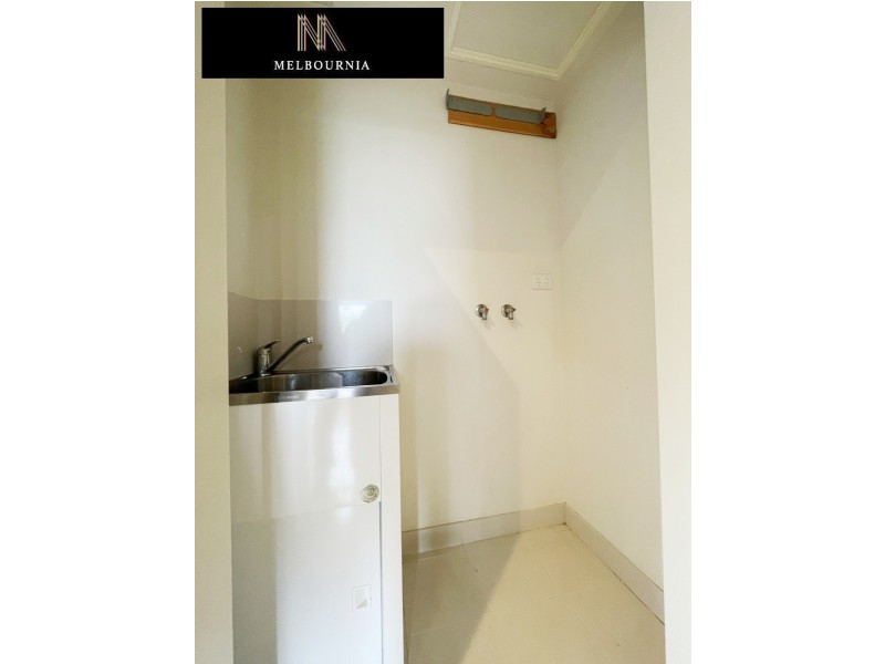 2/74 Keilor Rd, Essendon North VIC 3041