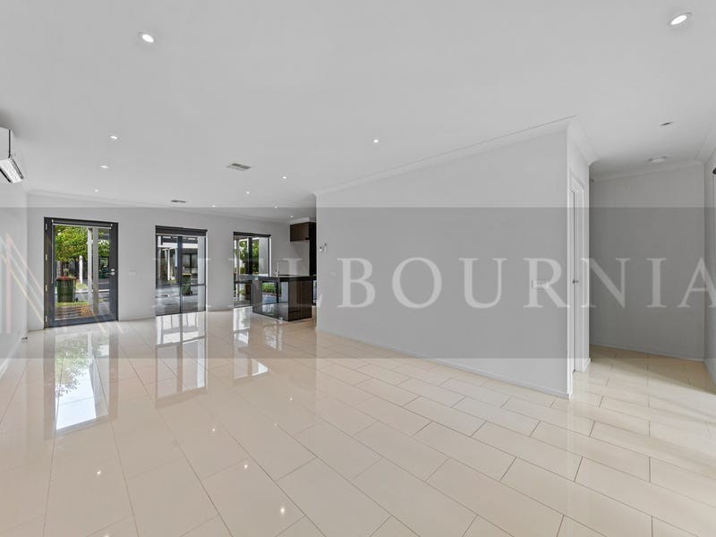 6 Amaryn Court, Springvale VIC 3171