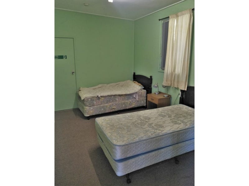 14 Wilkes Road, Hampton QLD 4352