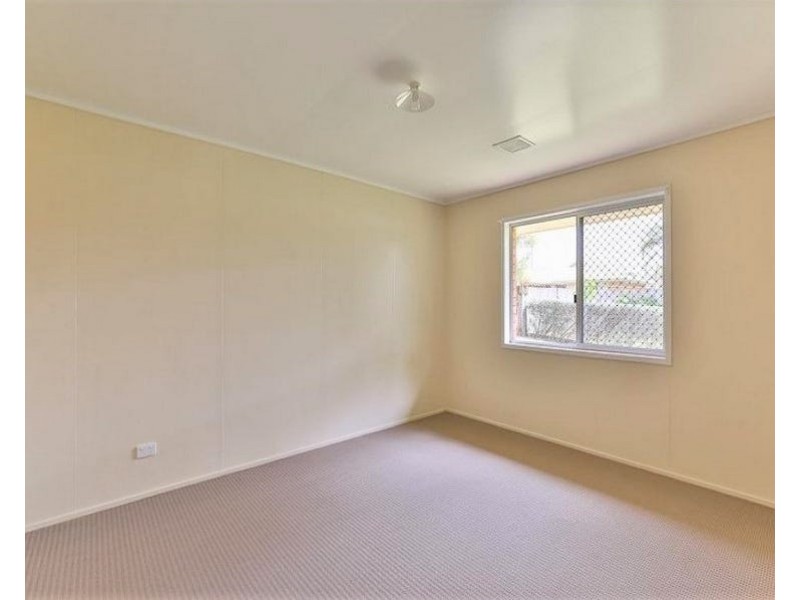 15 Claret Street, Wilsonton Heights QLD 4350