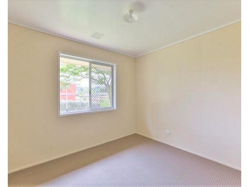 15 Claret Street, Wilsonton Heights QLD 4350