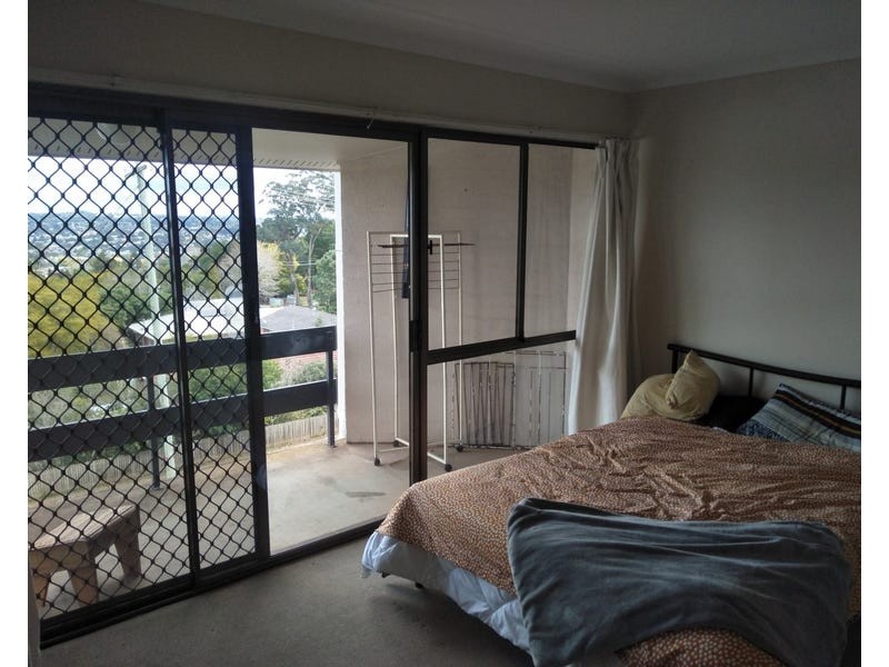 21/2 Benjamin Street, Mount Lofty QLD 4350