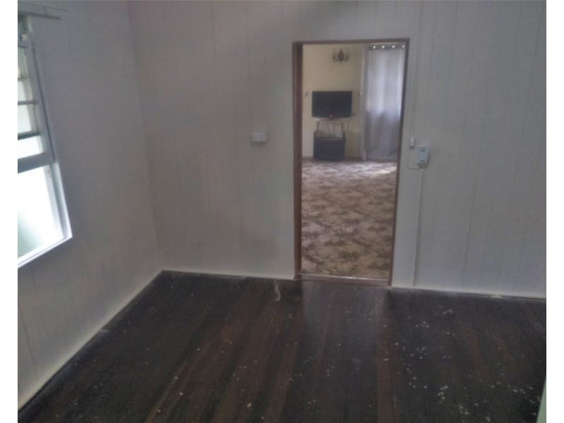 7983 New England Highway, Pechey QLD 4352