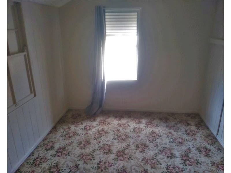 7983 New England Highway, Pechey QLD 4352