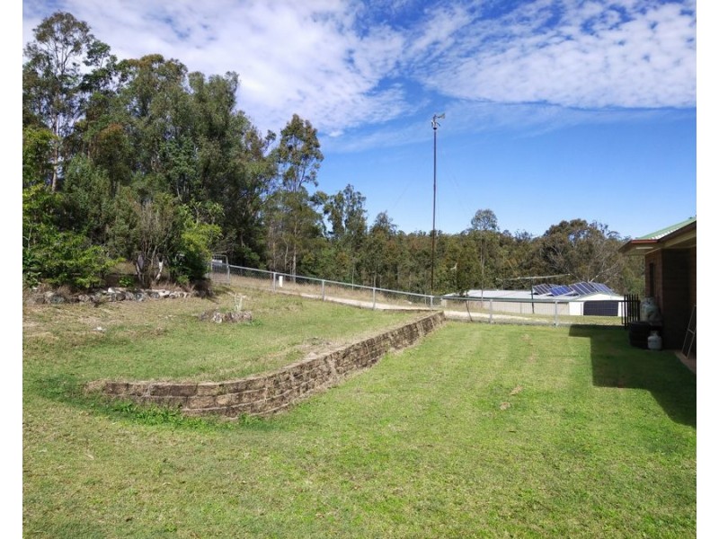 272 McQuillan Road, Ravensbourne QLD 4352