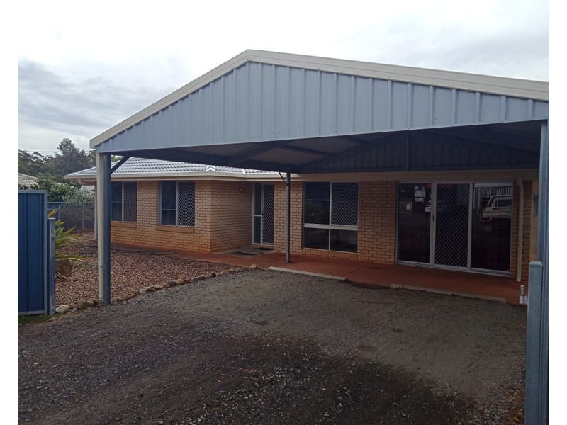 2 Station Street, Hampton QLD 4352