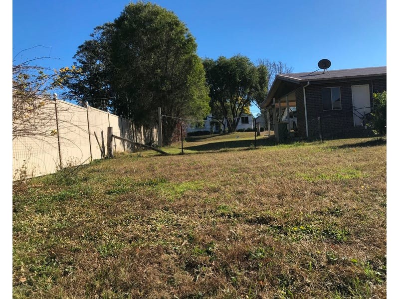 25 Toowoomba Road, Crows Nest QLD 4355