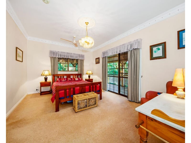 14 Wilkes Road, Hampton QLD 4352