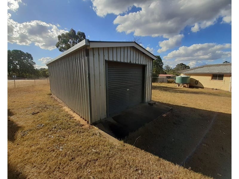 9 Andrews Road, Crows Nest QLD 4355