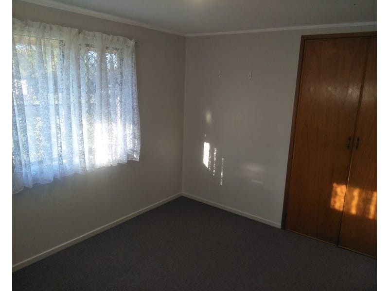 1/3 Hazzard Street, Centenary Heights QLD 4350
