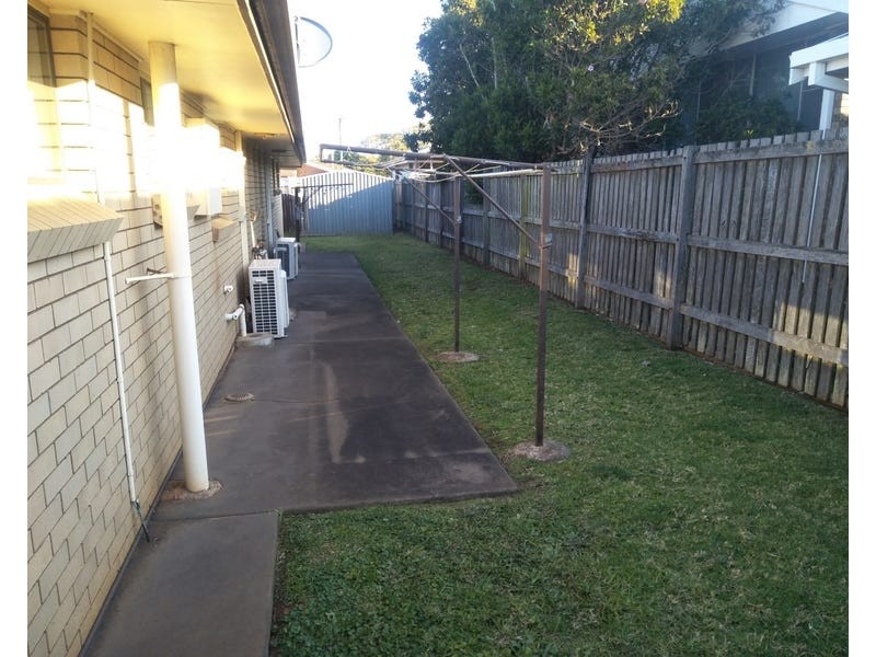 1/3 Hazzard Street, Centenary Heights QLD 4350