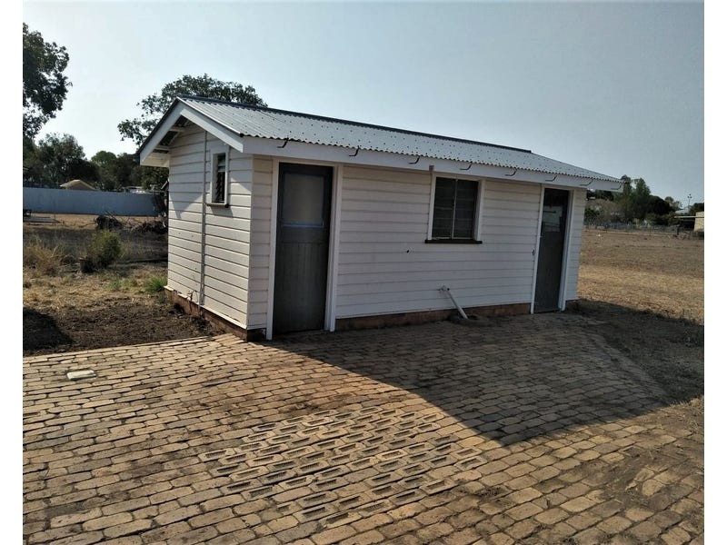24 Federal Street, Oakey QLD 4401