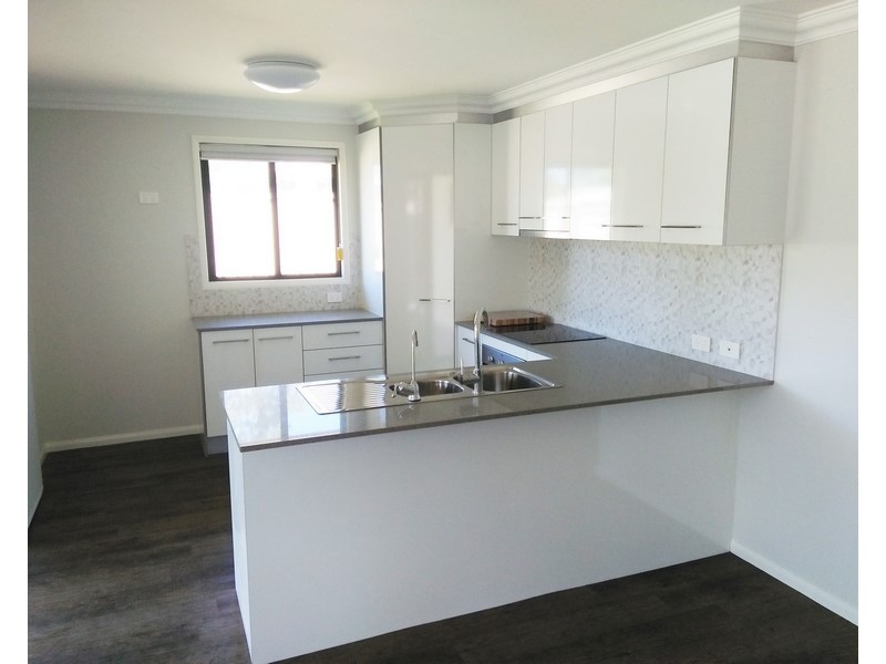 1A Gleeson Street, Crows Nest QLD 4355