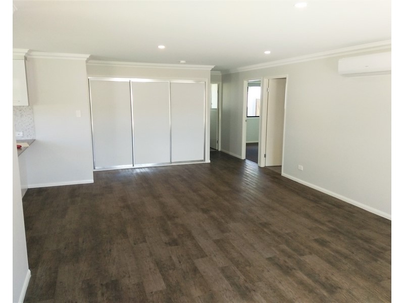 1A Gleeson Street, Crows Nest QLD 4355