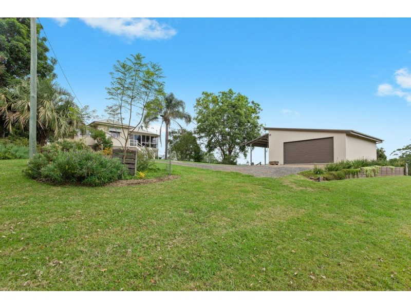 536 Ravensbourne Dip Rd, Ravensbourne QLD 4352