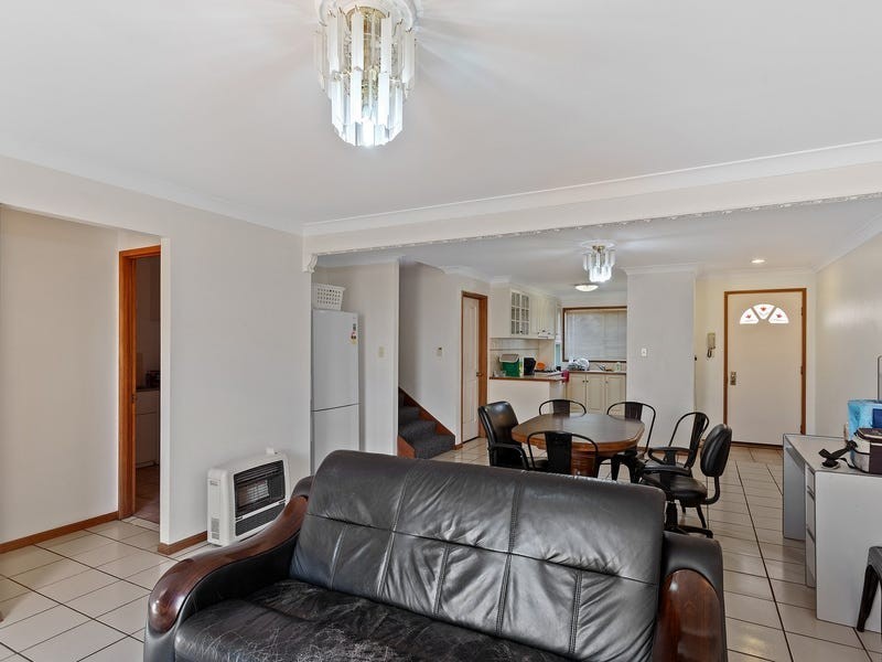 10/484 West Street, Kearneys Spring QLD 4350