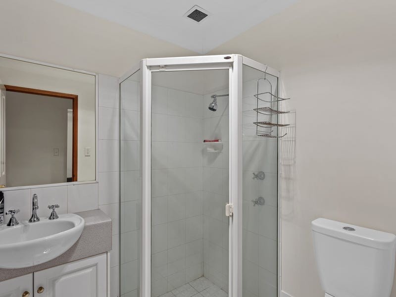 10/484 West Street, Kearneys Spring QLD 4350