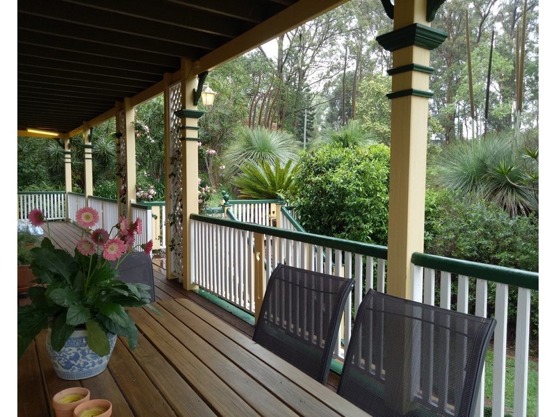 14 Wilkes Road, Hampton QLD 4352