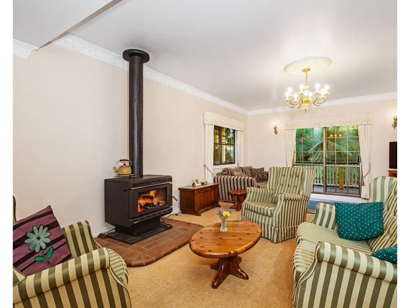 14 Wilkes Road, Hampton QLD 4352